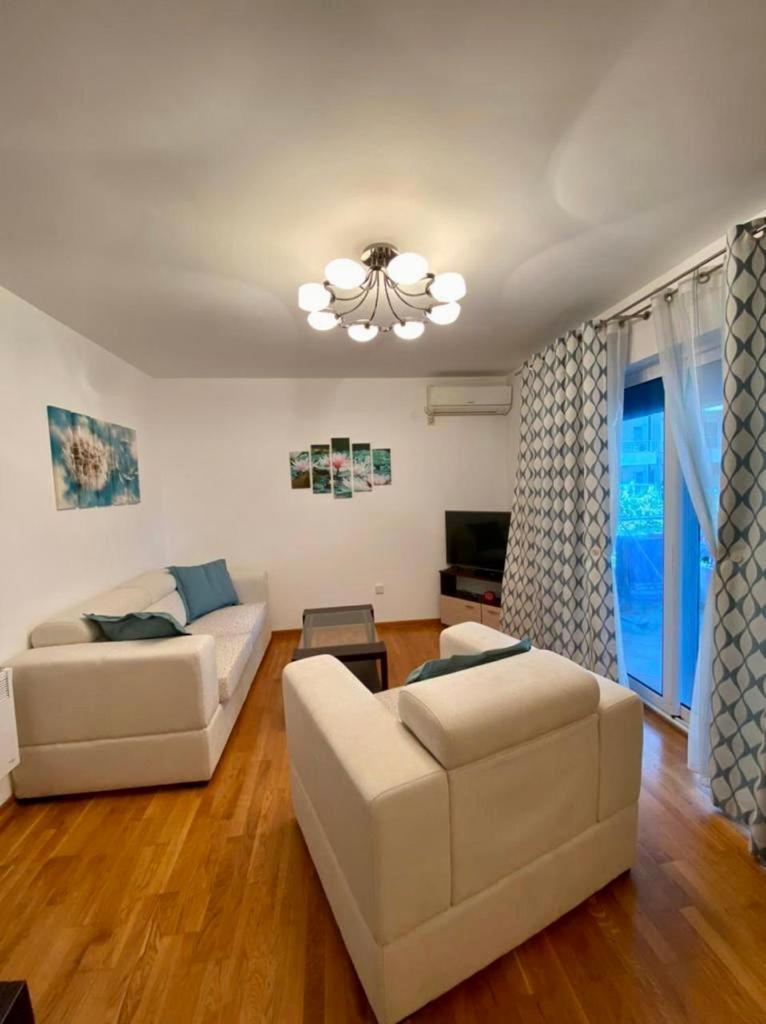Apartment Liza Petrovac 外观 照片