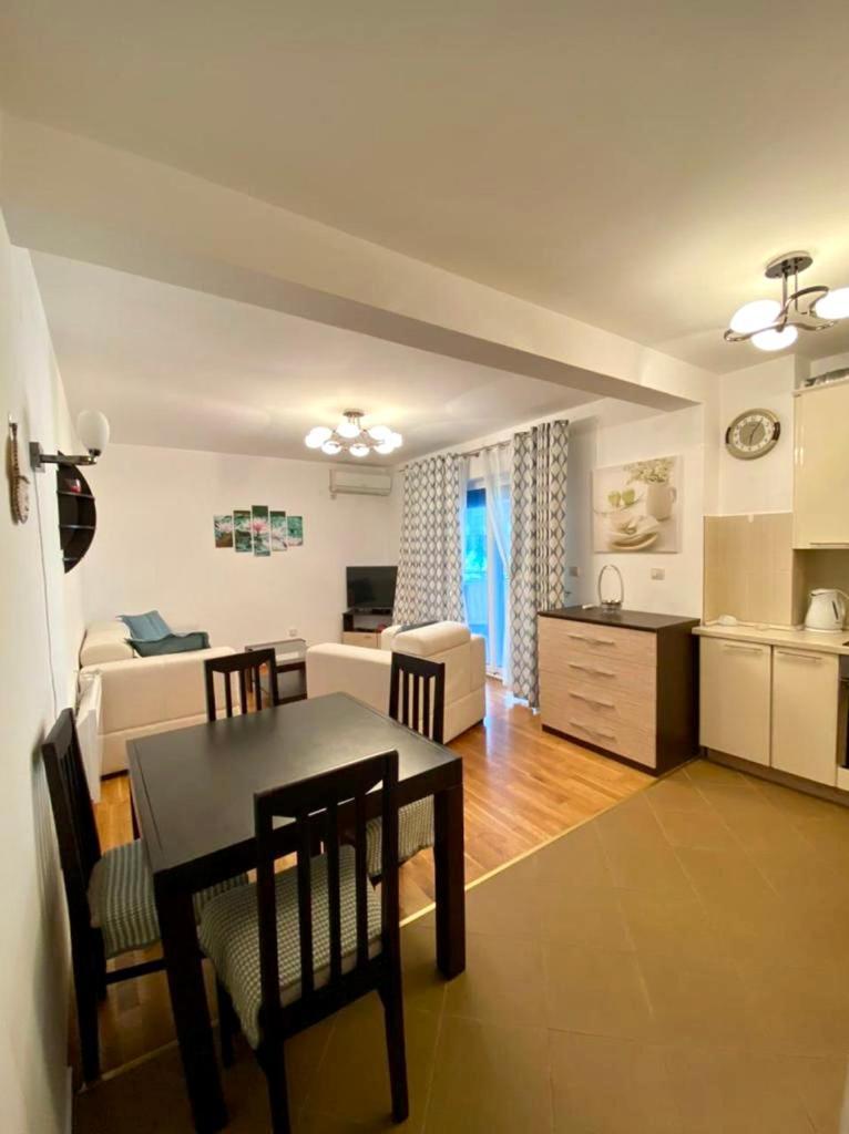 Apartment Liza Petrovac 外观 照片